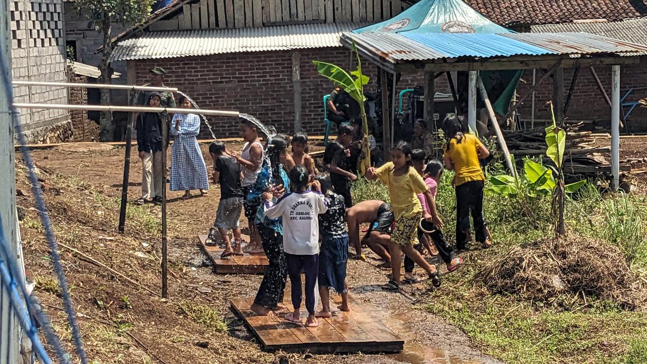 Air Bersih di Desa Gandon