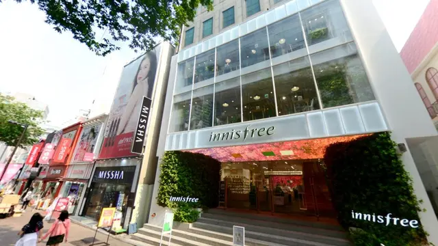 Myeongdong Innisfree