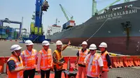 Kemenhub&nbsp;melaksanakan pelepasan pelayaran perdana trayek Hub-Spoke Tol Laut cluster Nusa Tenggara Timur, Rabu (11/10)