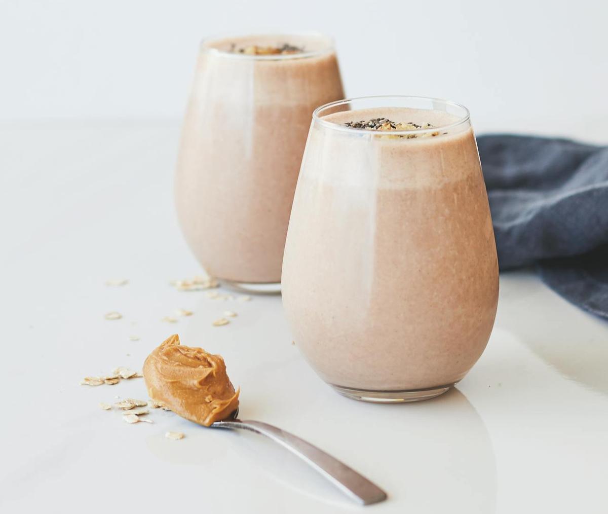 Ilustrasi Milkshake Coklat Sehat