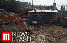 VIDEO: Penampakan Ratusan Ton Sampah Akibat Hujan di Jakarta dan Sekitarnya