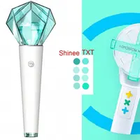 Lightstick SHINee dan TXT (smglobalshop.com - Twitter/ bighit_merch)