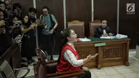 Terdakwa kasus narkoba Jeniffer Dunn saat mengikuti sidang lanjutan di Pengadilan Negeri Jakarta Selatan, Kamis (31/5). Sidang kali ini beragendakan nota pembelaan atau pledoi dari terdakwa. (Liputan6.com/Faizal Fanani)