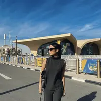 Azizah Salsha memiliki gaya fashion yang begitu memukau. Ia banyak hadirkan tampilan yang sederhana namun penuh pernyataan. [Foto: Instagram/ Azizah Salsha]