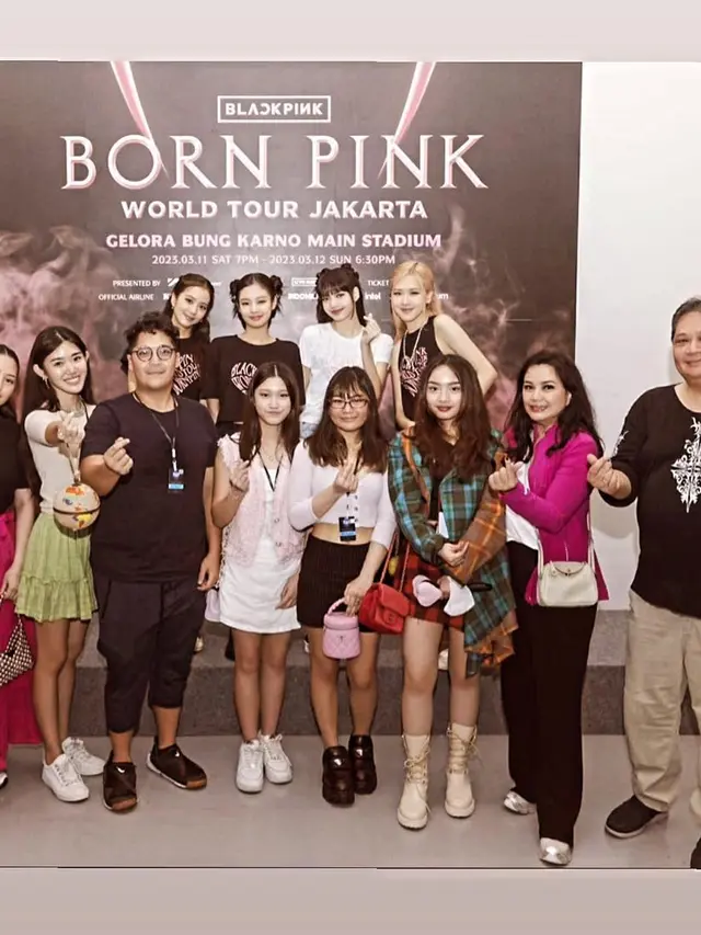 Gaya Kasual Istri Menko Perekonomian Airlangga Hartanto Saat Foto Bareng BLACKPINK