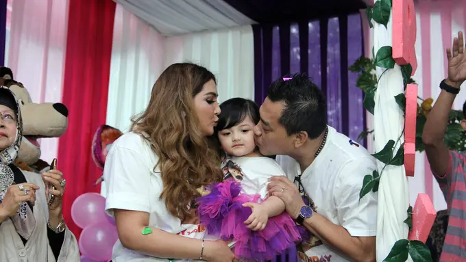 [Bintang] Anang, Ashanty