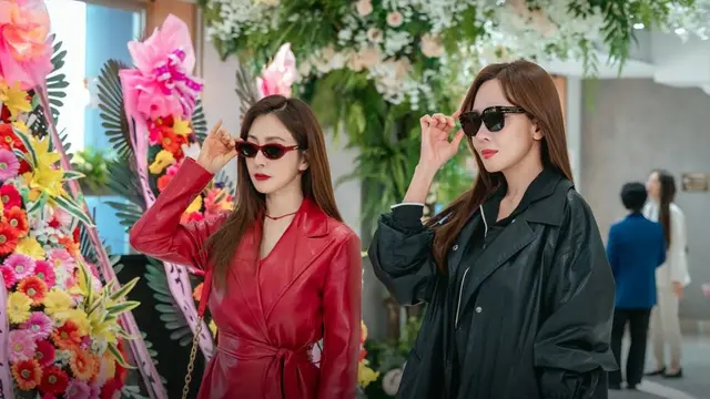 Sinopsis dan Jadwal Tayang Drakor VILLAINS EVERYWHERE. (sumber: mydramalist)
