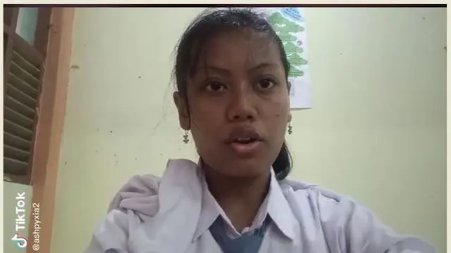 Transformasi Mengejutkan Siswi SMA Sebelum dan Sesudah Pakai Makeup