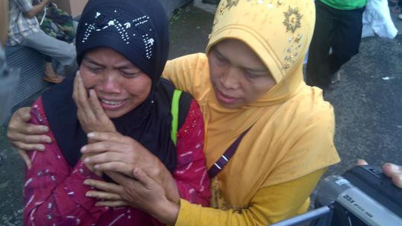 Ratusan warga ricuh saat sidang kasus pemotongan 2 bambu