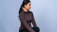 Cari Jaket Olahraga Wanita? Ini Rekomendasi Model Ringan dan Fungsional