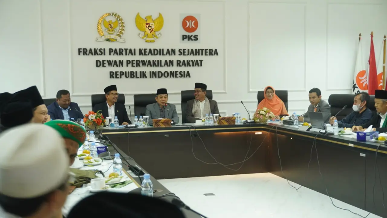 Fraksi PKS DPR RI menerima aspirasi dari 40 ulama Provinsi Banten pada hari ini, Selasa (12/11/2024).