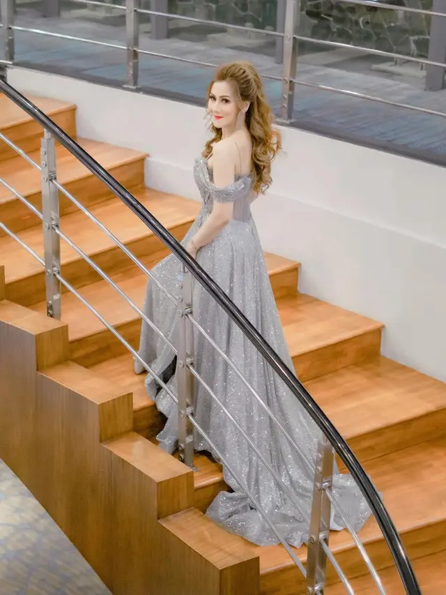 Potret penampilan Citra Kristinna bak barbie hidup (citra.kristinna80)