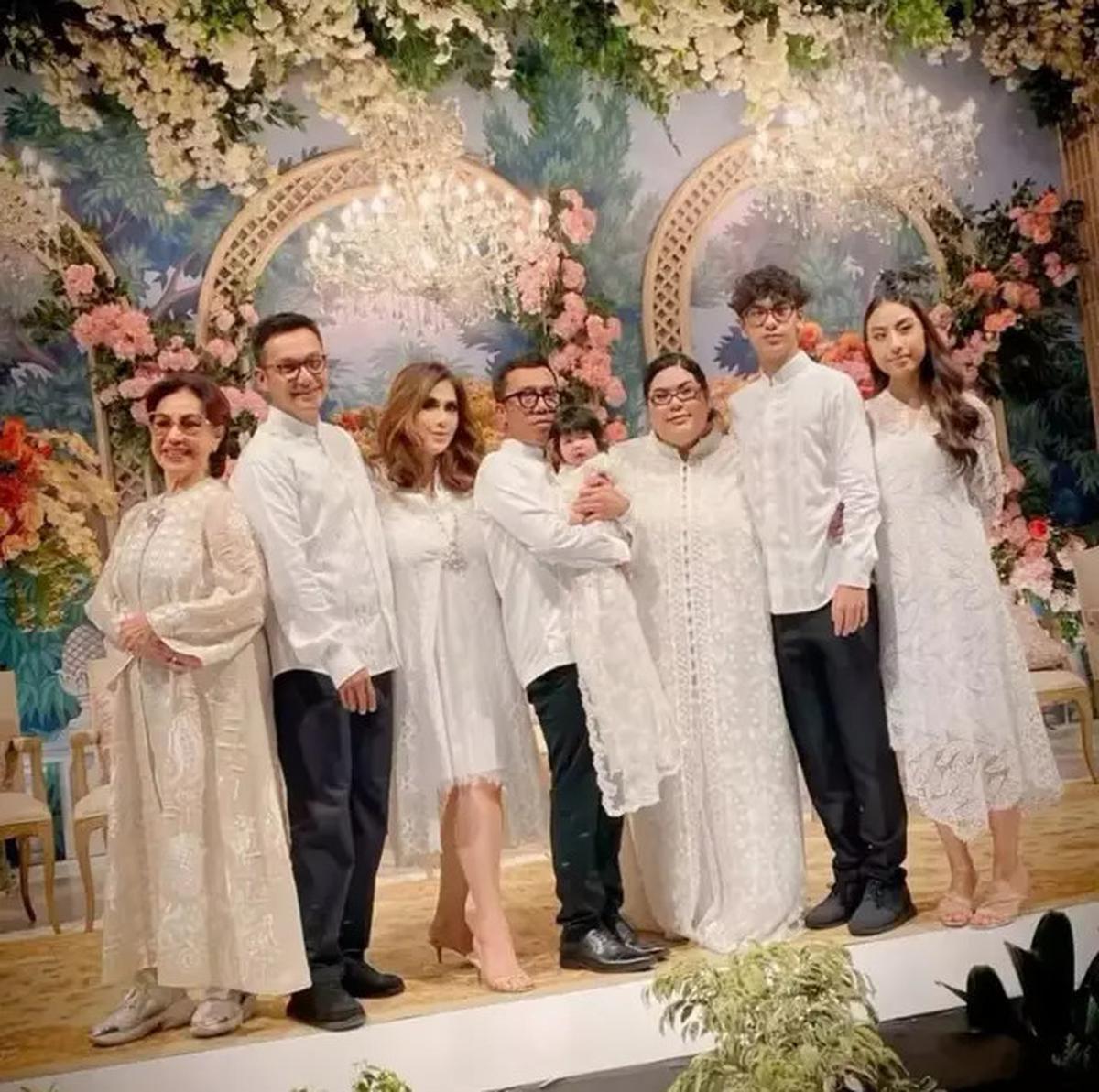 6 Model Outfit Anak Artis Kondangan dari Tampilan Formal hingga Kasual