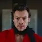 Harry Styles dalam video klip As It Was. (Tangkapan layar YouTube/ Harry Styles)