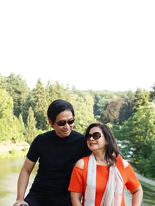 [Bintang] Memes dan Addie MS