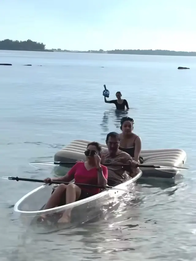 Mayangsari Liburan di Pulau Pribadi