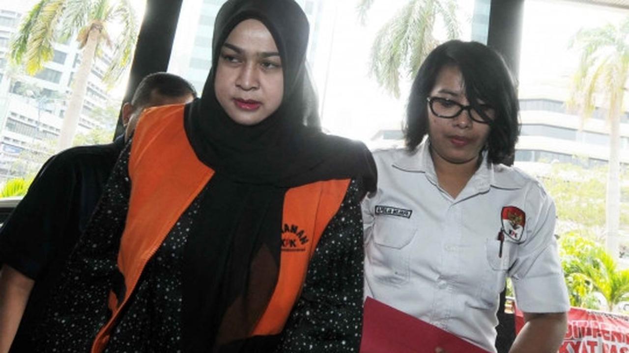 Istri muda Gubernur Gatot Pujo Nugroho kembali diperiksa KPK
