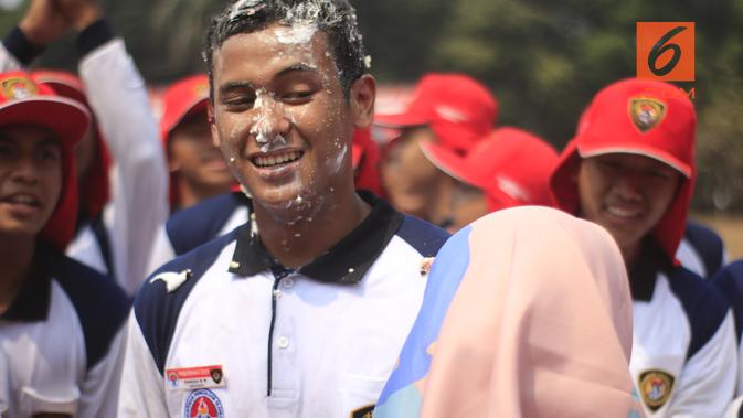 Rangga memohon supaya Tuhan memberi kelancaran untuk seluruh anggota Paskibraka Nasional 2019 saat menjalankan tugasnya nanti (Liputan6.com/Aditya Eka Prawira)