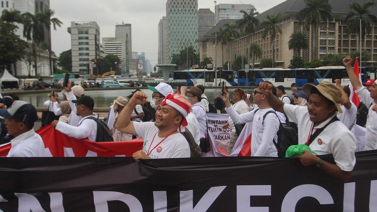 Aksi demo dosen tuntut pembayaran tukin