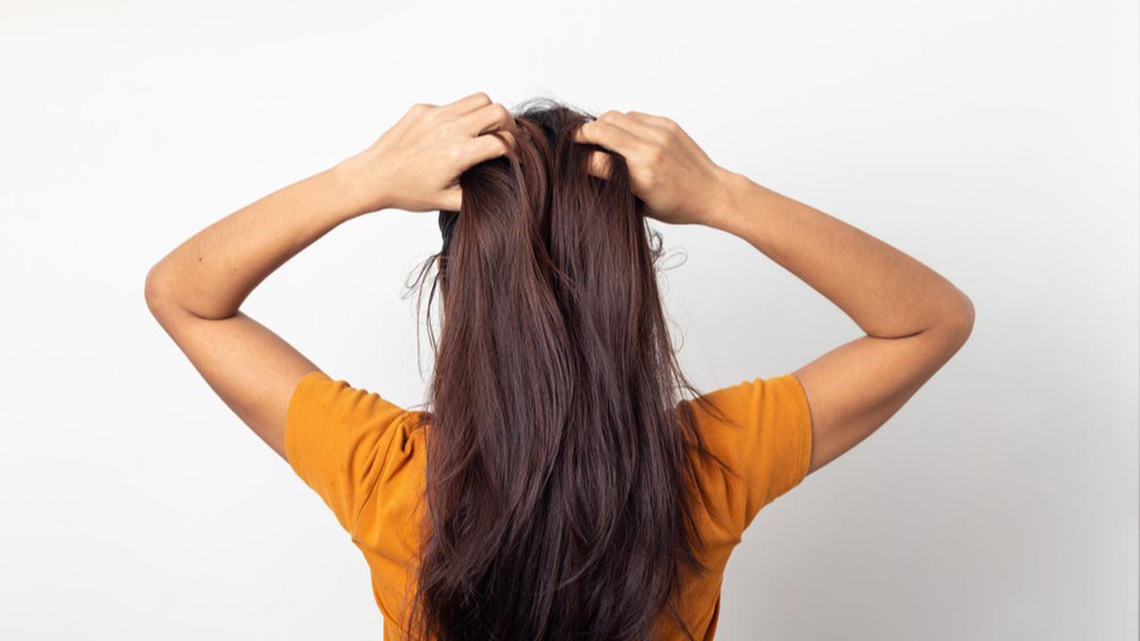 Manfaat Pijat Kulit Kepala untuk Meningkatkan Kesehatan Rambut, Terapkan Sekarang Yuk!