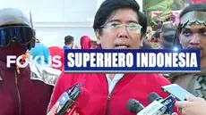 Aksi drama tari superhero asal Indonesia warnai acara penurunan bendera merah putih di Istana Merdeka.