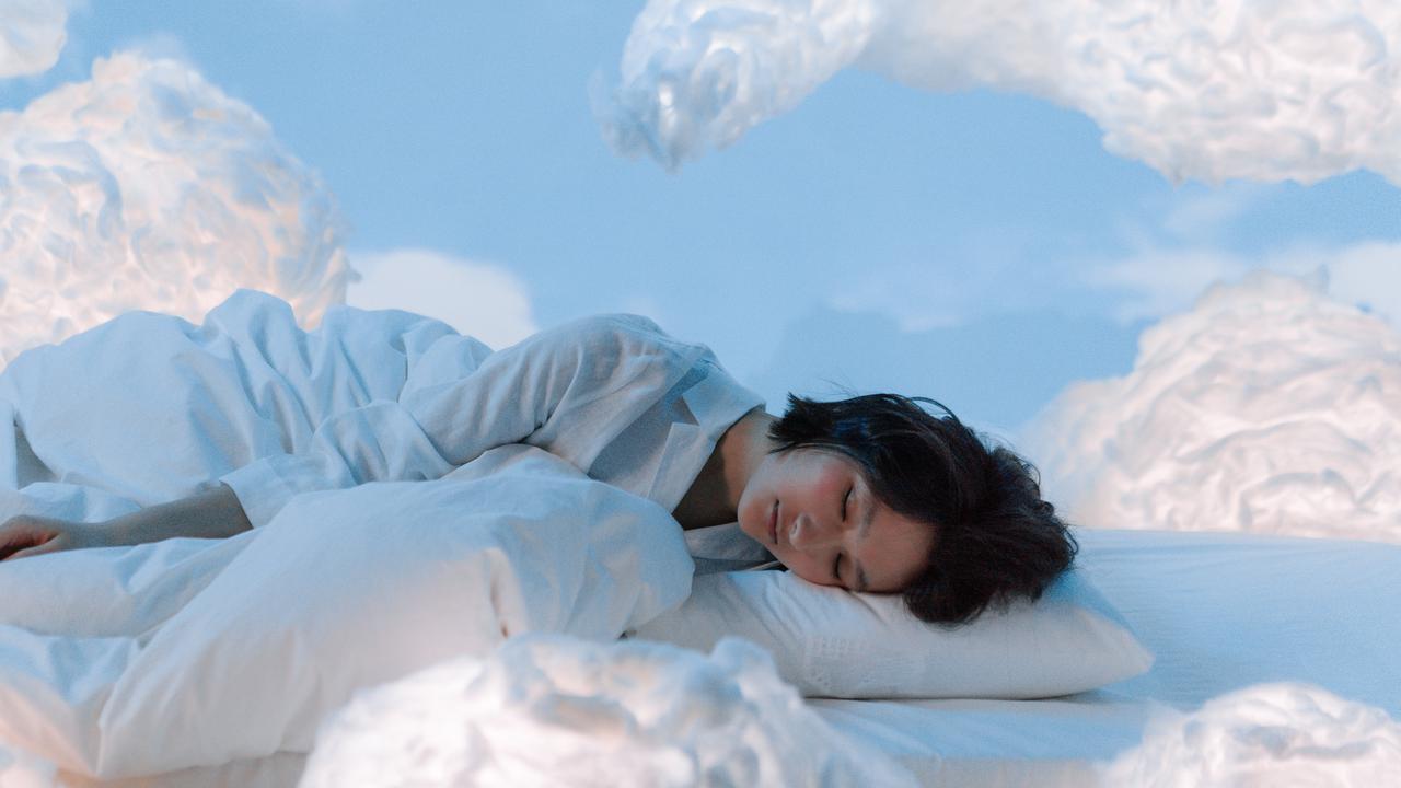 Mouth Taping saat Tidur: Teknik Sederhana yang Bantu Atasi Mulut Kering dan Tidur Lebih Nyenyak