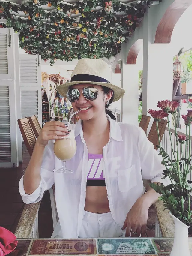 [Fimela] Mikha Tambayong