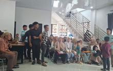 Kisah Inspiratif Penjual Es Kelapa Daftar Haji 24 Anggota Keluarga di Gowa