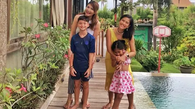 Tamara Bleszynski dan Dian Sastrowardoyo