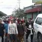 Ratusan warga Rembang Jalan kaki ratusan kilometer untuk menghadap Ganjar Pranowo selaku Gubernur Jawa Tengah