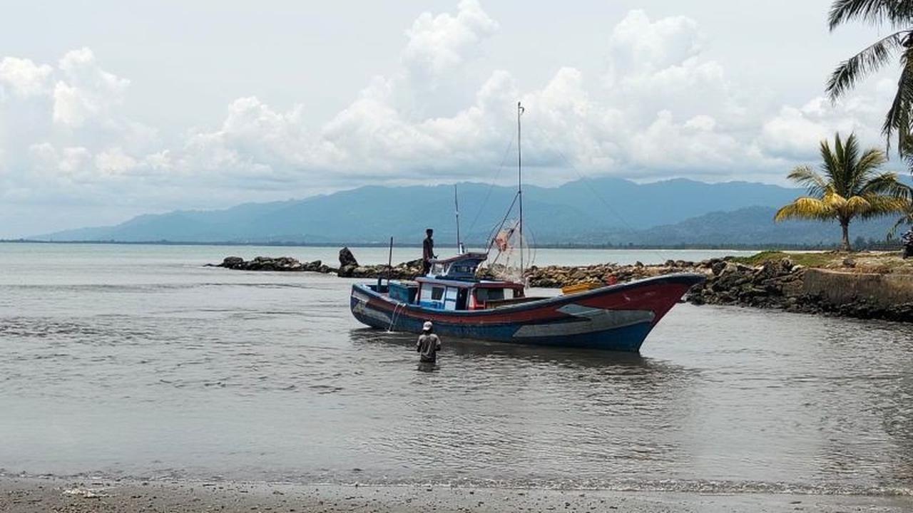 Rp469 Juta Amblas, Pengerukan PPI Lhok Pawoh Abdya Dinilai Gagal Total: Kolam Labuh Tetap Dangkal?