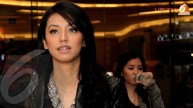 5 Artis Cantik Ini Dipacari Cowok Tajir Showbiz Liputan6 Com