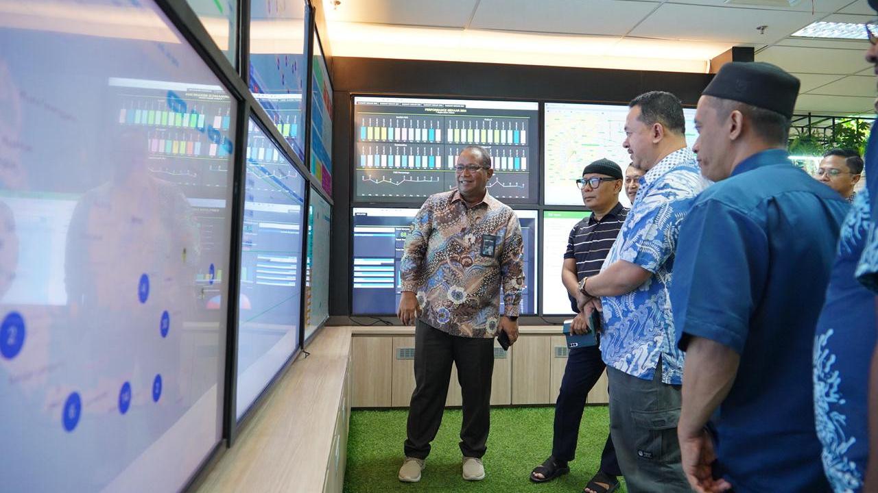 Delegasi Malaysia bersama Yayasan Desa Emas Indonesia (YDEI) mengunjungi PNM.