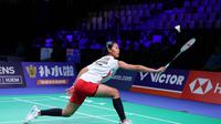 Tunggal putri Indonesia Putri Kusuma Wardani atau Putri KW kalah dari wakil Kanada Michelle Li 21-16, 11-21, dan 16-21 pada partai pertama Grup C Piala Uber 2026 di Forum Horsens, Denmark, Sabtu (25/4) malam. (foto: PBSI)