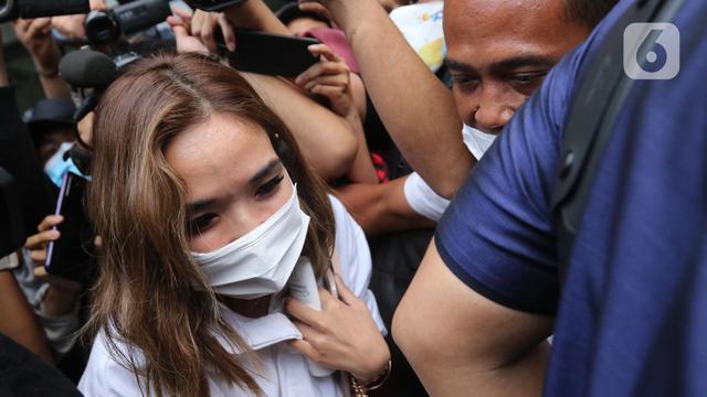 FOTO: Kasus Video Syur, Gisel Penuhi Panggilan Polda Metro Jaya