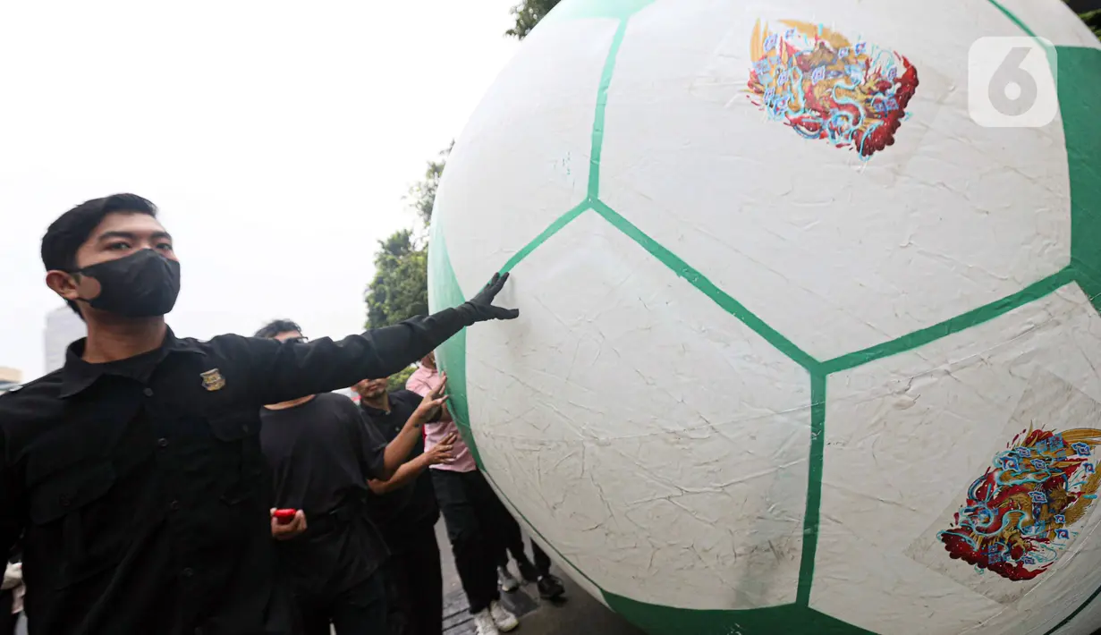 Erick Thohir  berterima kasih atas dukungan pemerintah daerah, termasuk di antaranya Gubernur DKI, atas suksesnya acara ini. (Liputan6.com/Faizal Fanani)