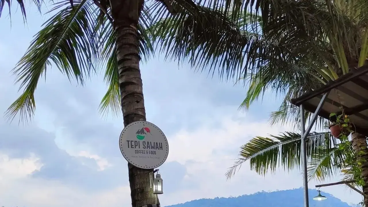 Cafe Tepi Sawah Serang Banten
