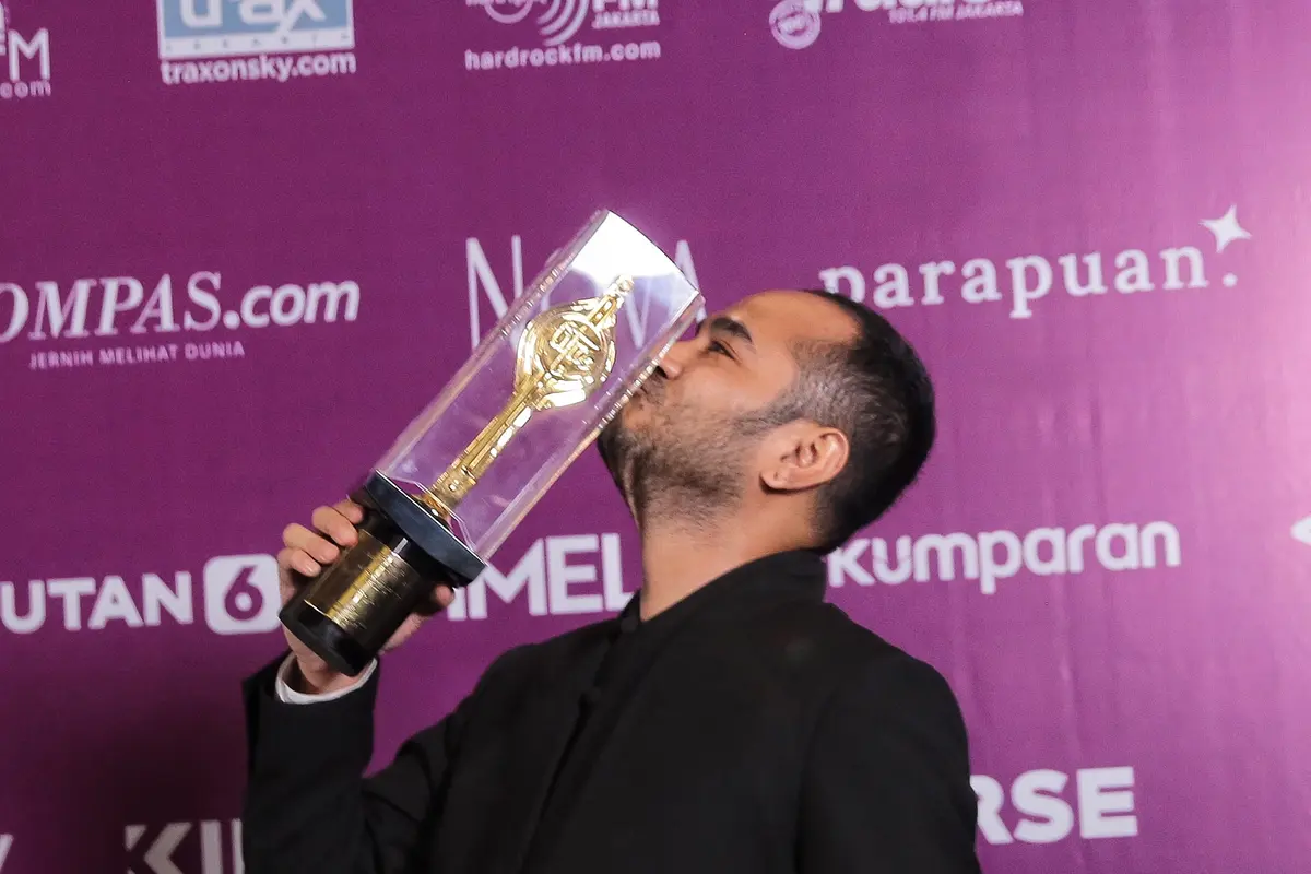 [Fimela] Marthino Lio menang Piala Citra FFI 2022