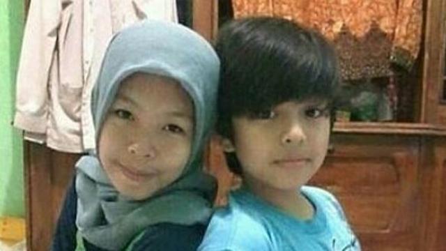 6 Potret Masa Kecil Angga Yunanda, Bikin Gemas