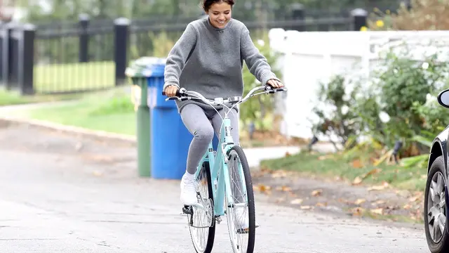 [Bintang] Selena Gomez