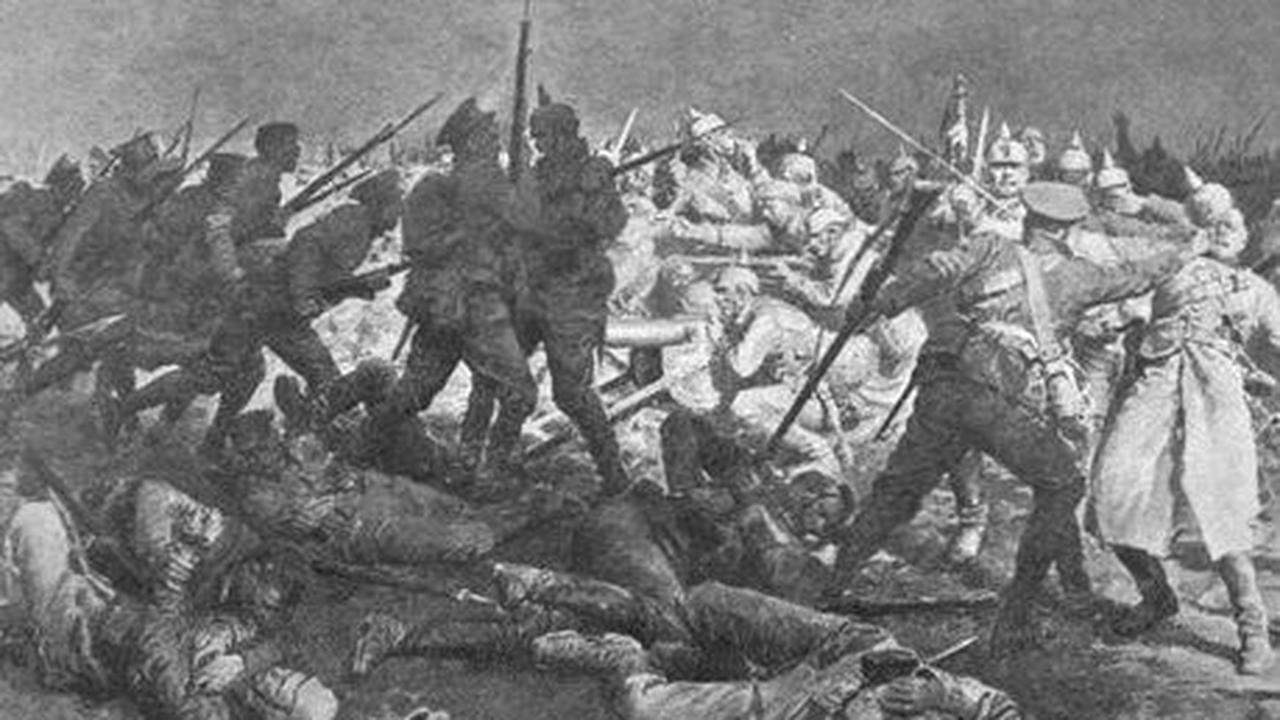 Pada tanggal 28 Juli 1914, Austria-Hungaria menyatakan perang kepada Serbia.