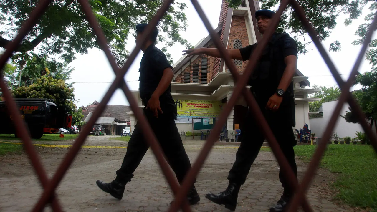 20160828-Teror Bom Bunuh Diri di Gereja Santo Yosep Medan-Medan