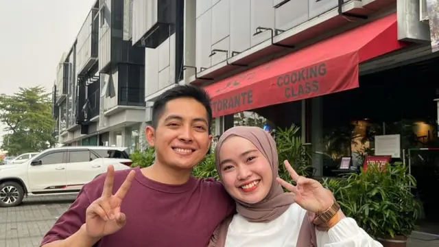 Adi Syahreza dan Asrinda basri
