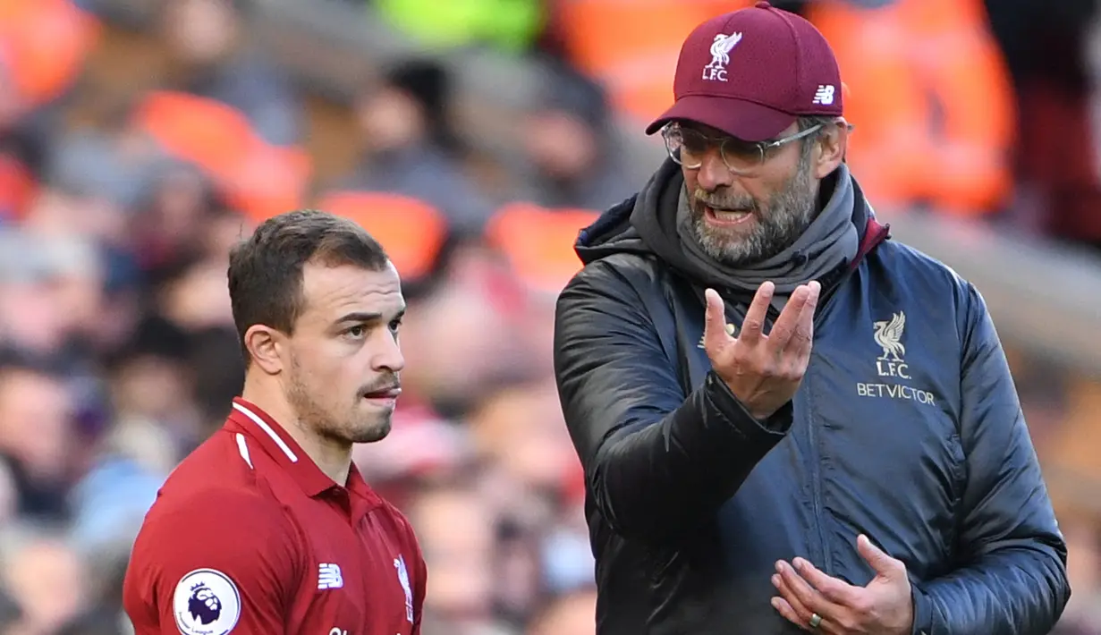 Xherdan Shaqiri. Sayap kanan Swiss berusia 30 tahun yang sejak tengah musim 2021/2022 memperkuat Chicago Fire di MLS ini sempat ditangani Jurgen Klopp di Liverpool selama 3 musim mulai 2018/2019 hingga 2020/2021. Kerap dijadikan supersub membuatnya minim kesempatan bermain dan memilih hengkang pada awal musim 2021/2022 menuju Olympique Lyon. Nyatanya, penampilannya di Lyon jusru tak sesuai harapan. Pada tengah musim 2021/2022 ia bertualang ke MLS bersama Chicago Fire. (AFP/Paul Ellis)