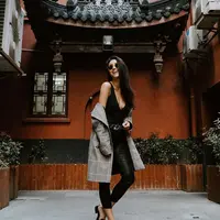 Namun ternyata foto tersebut milik seorang travel blogger. Tentu saja langit dan komposisi yang sama pun membuktikan hal tersebut. (instagram/shaymitchell)