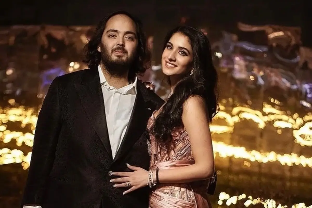 Anant Ambani dan Radhika Merchant (Instagram/anantmukeshambanii)