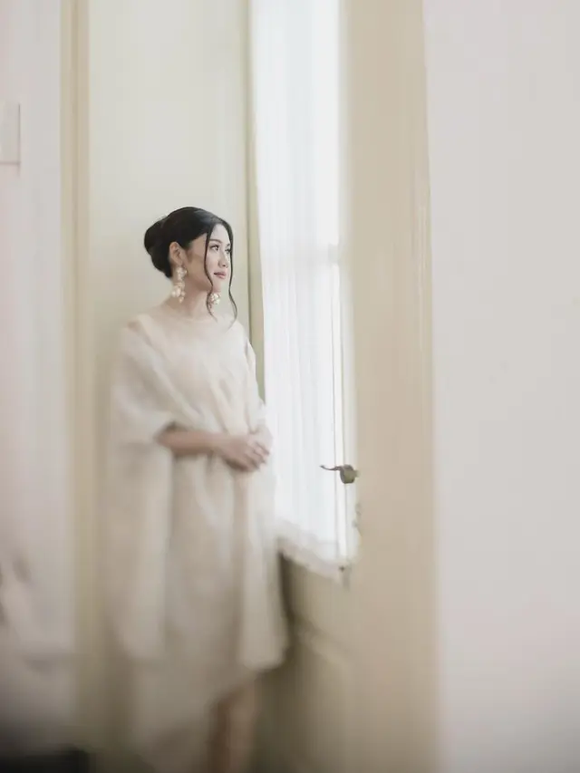 6 Potret Terbaru Prewedding Kaesang Pangarep dan Erina Gudono, Pakai Busana Formal