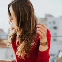 Sebaiknya bilang pacar atau nggak usah kalau ada cowok lain yang mendekati? (Foto: unsplash)