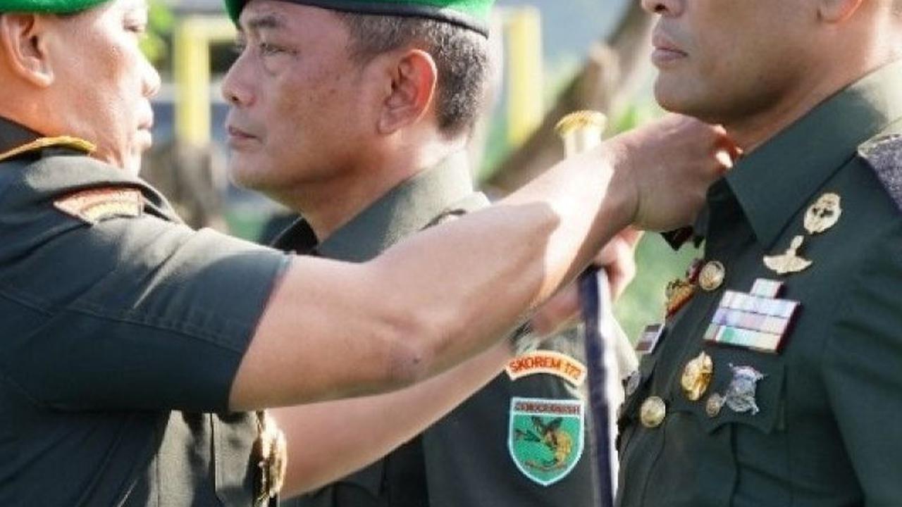 Rekam Jejak Jenderal Kopassus Adukan Ferry Irwandi ke Polisi, Pernah Pimpin Pasukan TNI Operasi Pembebasan Pilot Susi Air dari OPM