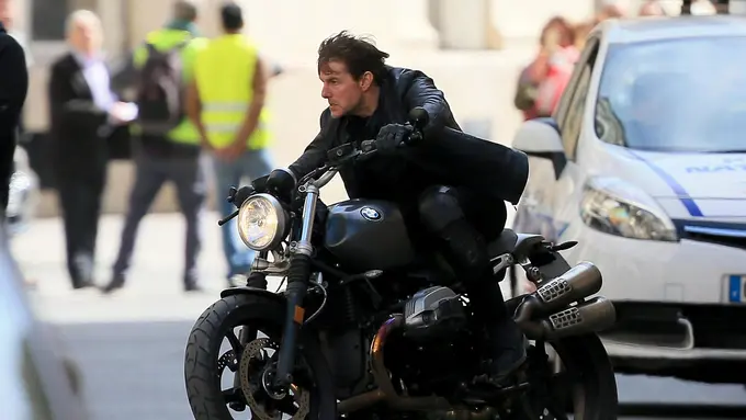 Tom Cruise dan BMW Motorrad